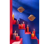 Manahee Design | Bougie Extérieure Pilier Parafine Rouge | 25 cm x 10 cm x 10 cm | 1,74 kg
