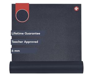 Manduka Pro Tapis de yoga écologique, certifié Oeko-Tex, sans produits chimiques, adhérence haute performance, rembourrage ultra dense pour le soutien et la stabilité, bleu nuit, 180 x 66 cm