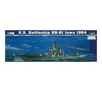 1:700 TRUMPETER KIT U.S. Battleship Lowa TR05701