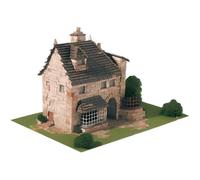Maquette En Céramique : Maison Anglaise
