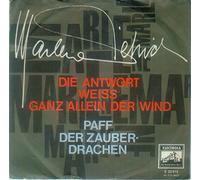Marlene Dietrich - DIETRICH, MARLENE / Die Antwort weiß ganz allein der Wind (Blowing in the Wind) / Paff, der Zauberdrachen / ELECTROLA # E 22 612 / Firmen-Loch-Hülle / Deutsche Pressung / 7" Vinyl Single Schallplatte / Orchester Burt Bacharach /