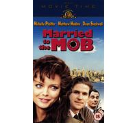 Married to the Mob [VHS]