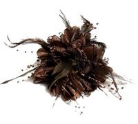 Marron café Bibi corsage plumes de pétales de fleur fait à la main.