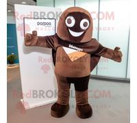 Mascotte Redbrokoly De Personnage De Super-Héros Marron Habillé D'un Pull Et De Boutons De Manchette Multicolore