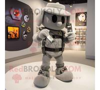 Mascotte Redbrokoly De Personnage Gris Commando Habillé D'une Mini Jupe Et De Porte-Clés Multicolore