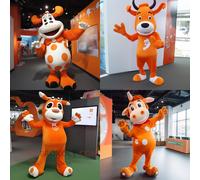 Mascotte Redbrokoly De Personnage Vache Orange Habillé D'une Combishort Et De Repose-Pieds Multicolore