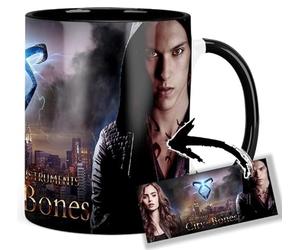 MasTazas Mortal Instruments City Of Bones Lily Collins Jamie Campbell Bower Tasse Ceramique Intérieure et Poignée Noire Mug