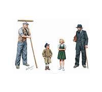 Masterbox 3567 Civilians WW2 Western Region 1:35 Plastic Kit Maquette