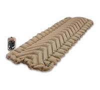 Klymit Matelas de Couchage Gonflable isolé en V, Confortable, léger, Facile à gonfler, Matelas Gonflable Portable pour Camping, randonnée et randonnée, Sable (Coyote Sand)
