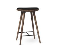 Mater High stool tabouret de bar haut Mater 74 cm cuir noir. support en chêne laqué foncé