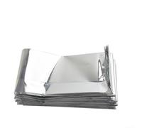 Matériau Mylar réfléchissant flexible pour les environnements de production agricole en intérieur, conçu pour un placement facile sur des surfaces planes et des murs verticaux