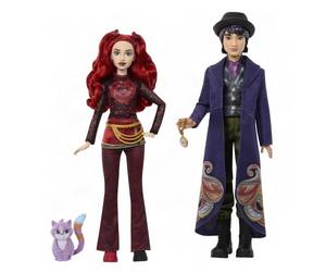 Mattel Disney Descendants: Wicked Wonderland Red et Max poupées mannequins | Lot de 2 poupées Red et Max avec tenues amovibles, animal de compagnie chat et montre de poche, JMP50