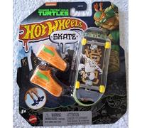 Mattel WWE Figurine articulée Ultimate Cody Rhodes de 15 cm à Collectionner, avec têtes et Mains interchangeables et 30 Points d’Articulation, JHV89