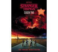 Matthew J. Gilbert Stranger Things, Season Two: The Junior Novelization (Poche)