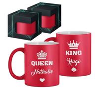 Maverton 2x Tasse Personnalisable - Ensemble de Mugs Café pour Monsieur Madame - Personnalisé - Cadeau Mariage - Cadeau Couple - Tasse à Café 33cl avec coffret cadeau - rouge mat - roi et reine
