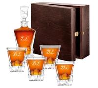 Maverton Carafe et 4/6 verres gravés - Ensemble personnalisé Cadeau Anniversaire Homme - Set élégant pour lui Carafe whisky au design unique - Verre a whisky - Cadeau Homme connaisseur - Simplicité