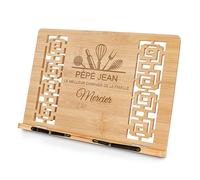 Maverton Pupitre Livre pour homme - Support de Lecture gravé pour lui - 24cmx39cm - Bois de bambou - Accessoire personnalisé - Pour livre de cuisine - Pour Anniversaire - Cuisinier