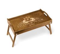 Maverton Table Pliante personnalisée de lit - Plateau de lit avec Gravure - Table en Bois de pin pour Femme - Cadeau de Noël pour Homme - avec poignées Transport - Bras