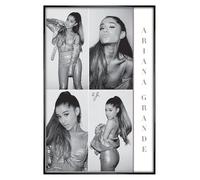 Maxi poster Ariana Grande noir et blanc encadré noir brillant