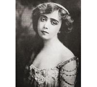 May Alvos de Sousa 1884 - 1948. Chanteur américain et actrice de Broadway. Vu ici en 1900 peu de temps après avoir introduit la ballade Bathhouse John's « Dear Midnight of Love » à l'Opéra de Chicago