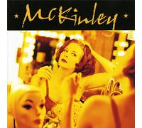 Mckinley - Discussion autour du chapiteau