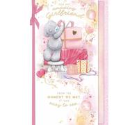 Me to You Tatty Teddy Carte d'anniversaire de luxe avec nœud en feuille d'or Finition à la main Inscription For My Amazing Girlfriend 17,8 x 27,9 cm - Collection officielle