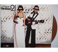 Medium 21 - by My Side [Import]