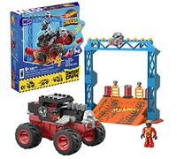 Mega Hot Wheels Coffret de Construction de 151 pièces Hot Wheels Parcours Bone Shaker Chocs et Fracas, 1 Rampe, des Obstacles et 1 Mini-Figurine de conducteur, Jouet Enfant, Dès 5 Ans, HKF87