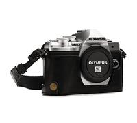 MegaGear MG1350 Etui avec Bandoulière/Accès Batterie en Cuir pour Appareil Photo Olympus Om-D E-M10 Mark III Noir