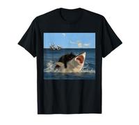 Meme Black Cat Pense Que Le Grand Requin Blanc n'est qu'un Poisson comme Les Autres T-Shirt