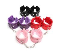 Menottes fourrures Violette BDSM