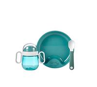 Mepal - Ensemble de vaisselle pour bébé 3 pièces Mepal Mio - Comprend une tasse à bec étanche, et une assiette et une cuillère d'entraînement - Va au lave-vaisselle et sans BPA - Deep turquoise
