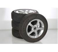 Mercedes-Benz Pack de roues complètes d'hiver en alliage 17 pouces avec pneus Michelin pour Classe GLB X247, Classe GLA H247, Mercedes-Benz d'origine A1774011200 VC-ZB