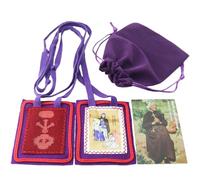 MERCILIA MEISHILAI Scapulaire violet de 7,6 x 6,3 cm - Éscapulario Morado de Bendición y Protección en laine pour la fin des temps - Comprend une pochette en velours violet et une carte de prière