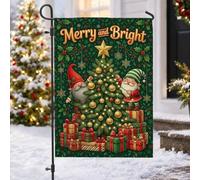 Merry And Bright Drapeau de jardin avec citation de nain de Noël 30,5 x | Citation Merry And Bright, drapeau de cour, pin décoratif, boîtes cadeaux, ornements dorés, houx d'hiver