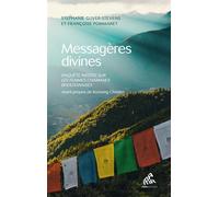 Messagères divines Enquête inédite sur les femmes chamanes bhoutanaises - Stephanie Guyer-Stevens - Mamaeditions - broché - Témoignage