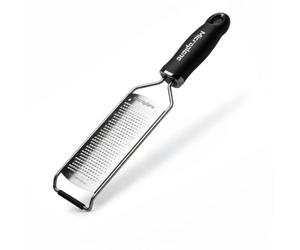 Microplane Râpe de cuisine Fine pour fromage à pâte dure, agrumes, ail, piment, cannelle et muscade en Noir et en acier inoxydable