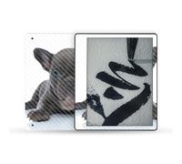 Mightyskins en fibre de carbone compatible avec Amazon Kindle Scribe (2022) Emballage complet - Bulldog fran ais | Finition de fibre de carbone t