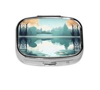 Mini boîte à pilules carrée Fallen Leaves on a Tranquil Lake Square, peut être mise dans un portefeuille ou une poche pour ranger une variété de petits objets