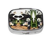 Mini boîte à pilules carrée Pandas de Père et Fils - Peut être mise dans un portefeuille ou une poche pour ranger une variété de petits objets