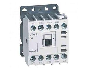 Mini-contacteur CTX³ 3 pôles 6A 1NO - tension de commande 24V~