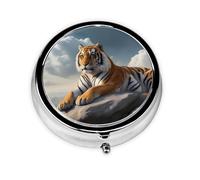 Mini pilulier rond WZYWHJ Majestic Tiger reposant sur un rocher avec motif ciel nuageux petit et portable avec cloisons pour le stockage des médicaments pour les voyages et l'utilisation quotidienne