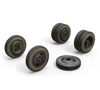Miniart Models Zis-5 Family Wheels Set Model Kit (1/35 Scale)