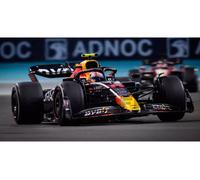 Minichamps 1/18 110222211 Red Bull Rb18 - Abu Dhabi Gp 2022 (S. Perez) Diecast Modelcar-Minichamps