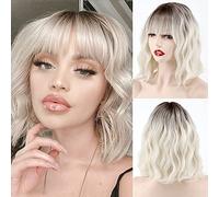 MISSQUEEN Perruque courte ondulée blond platine avec frange, racines foncées, perruque blonde blanche courte pour femme, raie au milieu, perruque blonde pour cosplay, aspect naturel, pour un usage