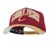 Mitchell & Ness Team Arch Casquette de Baseball avec Fermeture Classic Red Snapback - Cleveland Cavaliers (Bourgogne/Or)