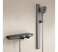 Mitigeur de douche mural gris moderne avec pommeau de douche et barre de relèvement. Robinet de salle de bain élégant pour un style contemporain. Améliorez votre expérience de douche dès aujourd'hui