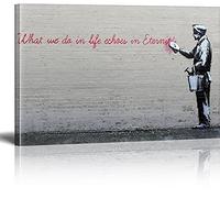 MJEDC Banksy What We Do in Life Echoes in Eternity Graffiti Street Art Impression sur toile prête à l'emploi sur châssis Décoration murale pour salon XXL 60 x 90 cm