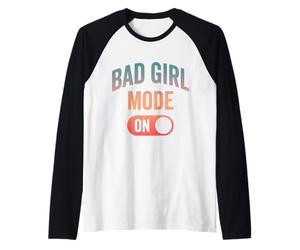 Mode Bad Girl sur Baddie Girls Night Out Manche Raglan