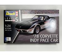 Modèle Réduit De La Corvette Indy Pace Car 1978 Échelle 1:24 Revell 07646